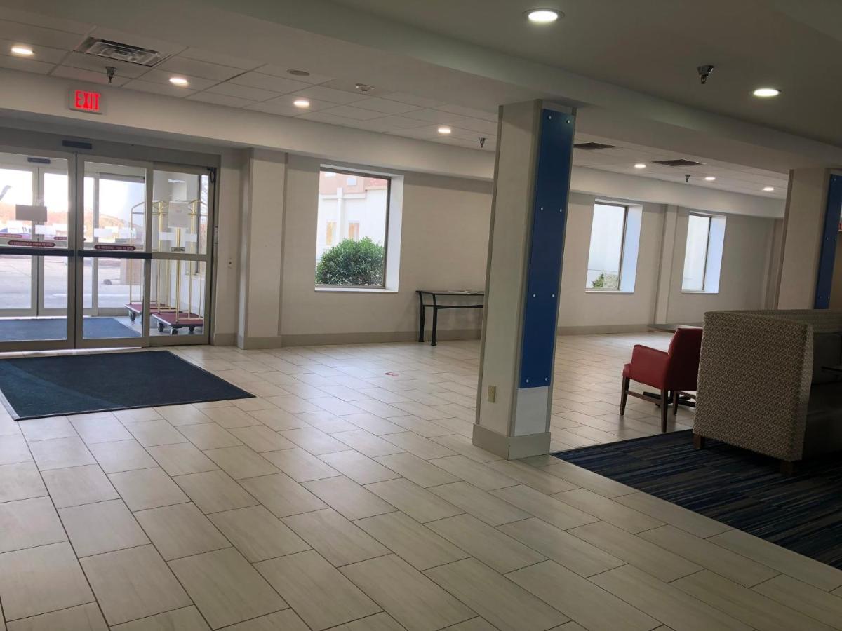 Holiday Inn Express And Suites Pittsburgh West Mifflin By Ihg Ngoại thất bức ảnh