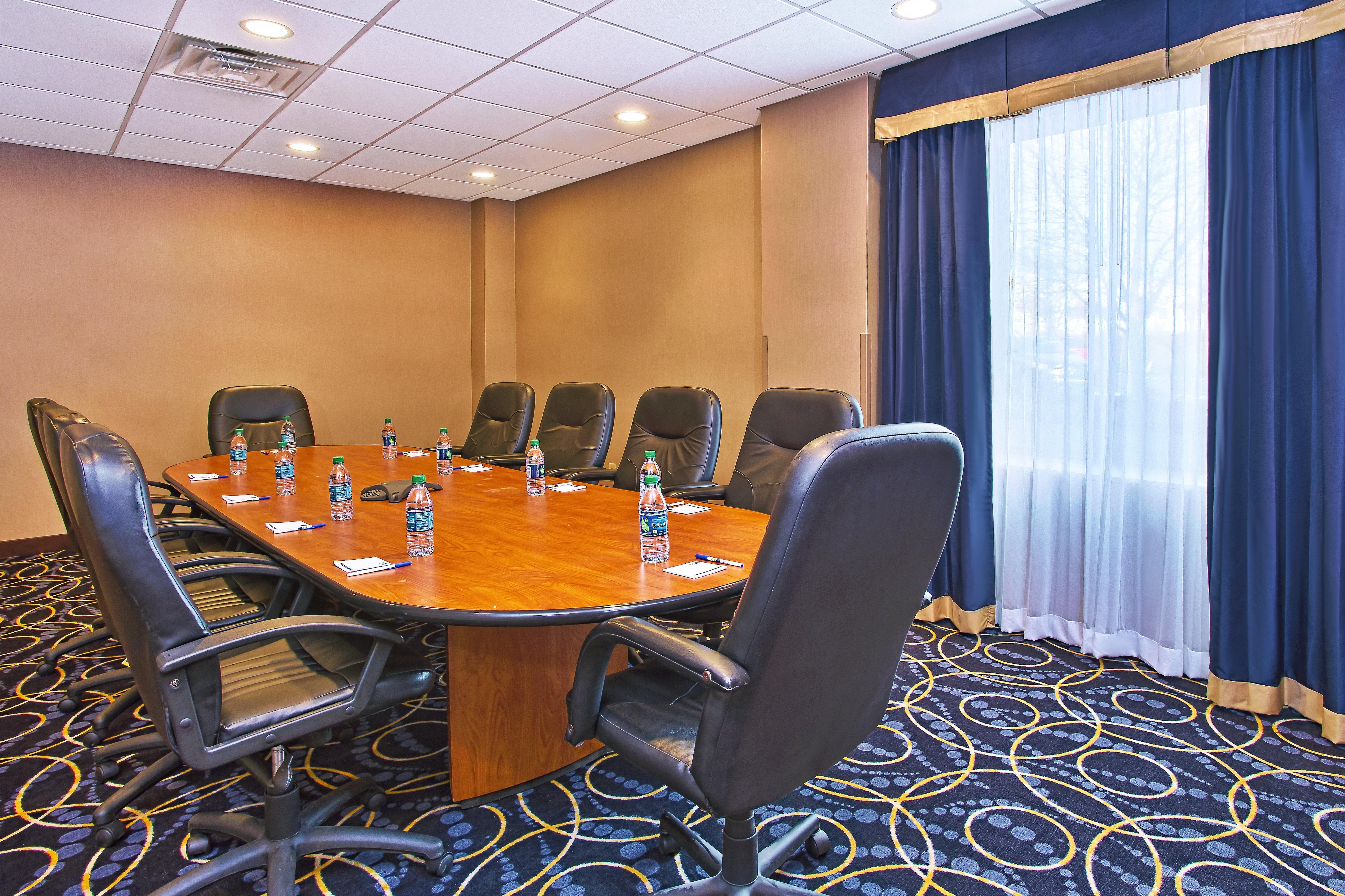 Holiday Inn Express And Suites Pittsburgh West Mifflin By Ihg Ngoại thất bức ảnh