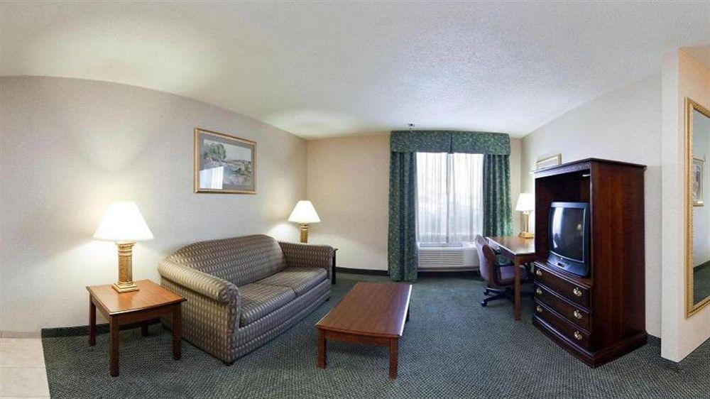 Holiday Inn Express And Suites Pittsburgh West Mifflin By Ihg Ngoại thất bức ảnh